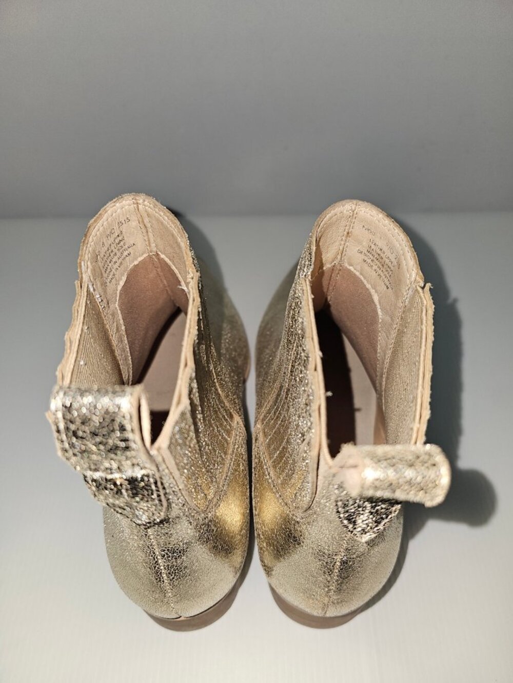 Frankie4 Nina Chelsea Ankle Boot Gold Metallic Leather Pointed Toe Womens 8 NEW - Picture 10 of 15